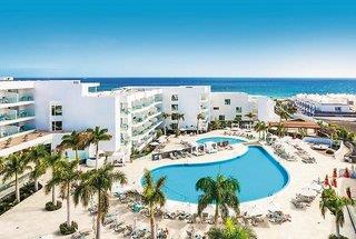 Playa de los Pocillos (Puerto del Carmen) - Hotel Lava Beach